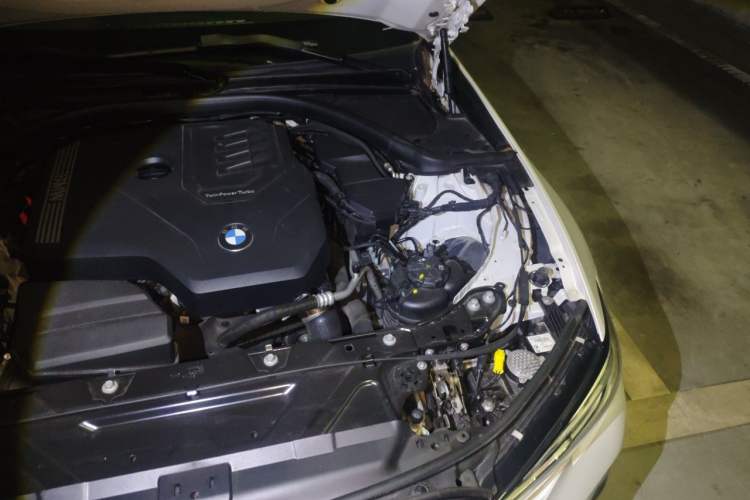 Used BMW 3 Series 2022 325Li M Sport Package Engine Bay Left