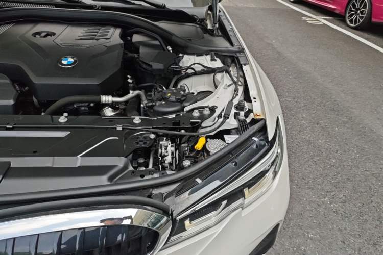 Used BMW 3 Series 2022 325Li M Sport Package Engine Bay Left