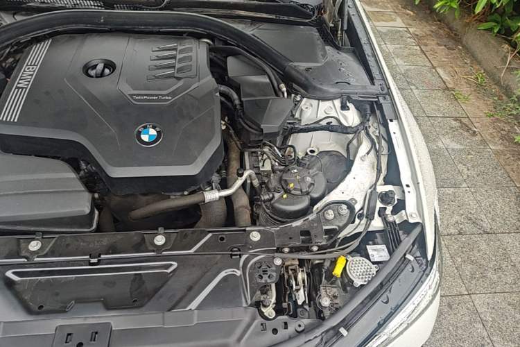 Used BMW 3 Series 2022 325Li M Sport Package Engine Bay Left