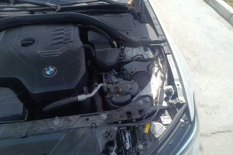 Used BMW 3 Series 2022 325i M Sport Night Edition Package Engine Bay Left