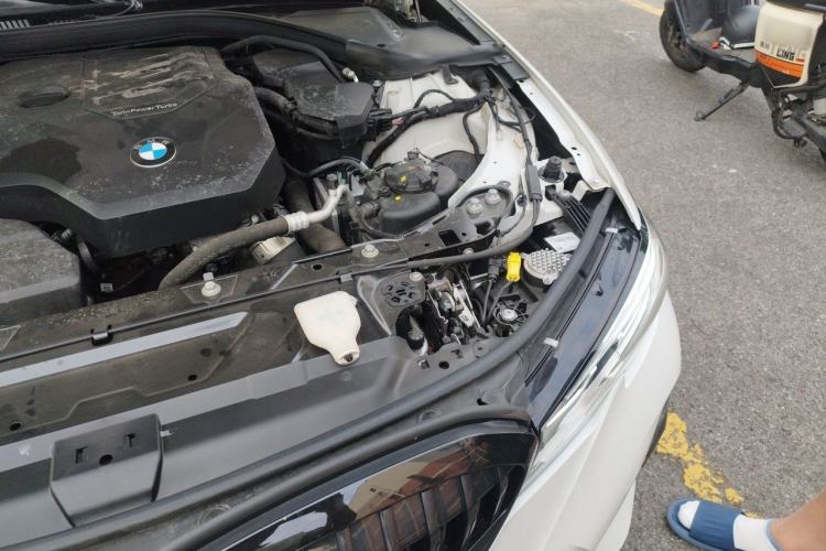 Used BMW 3 Series 2022 325Li M Sport Night Edition Package Engine Bay Left