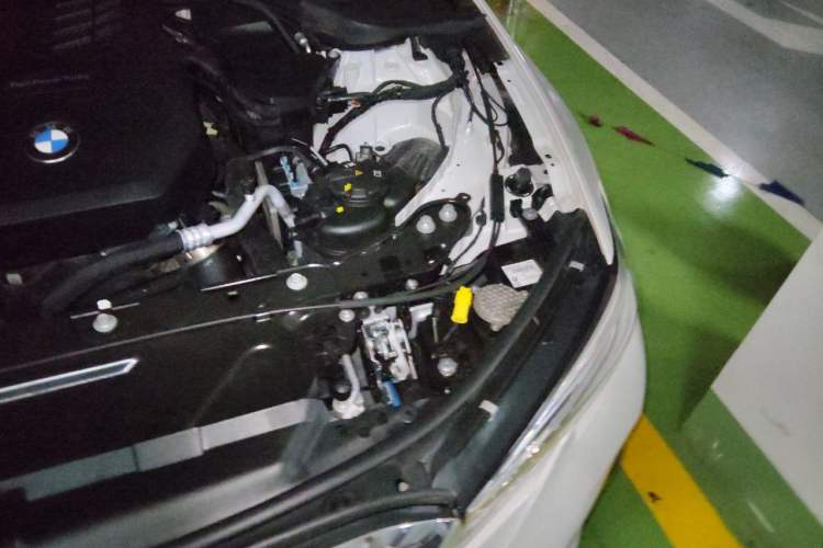 Used BMW 3 Series 2022 325Li M Sport Package Engine Bay Left