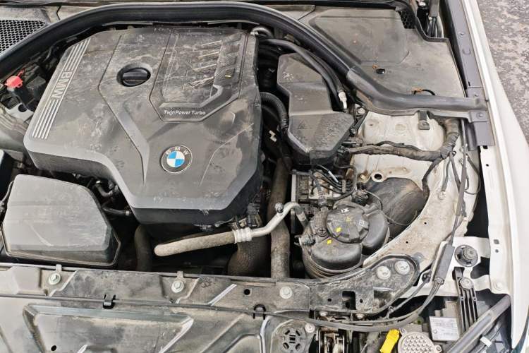 Used BMW 3 Series 2022 325Li M Sport Package Engine Bay Left