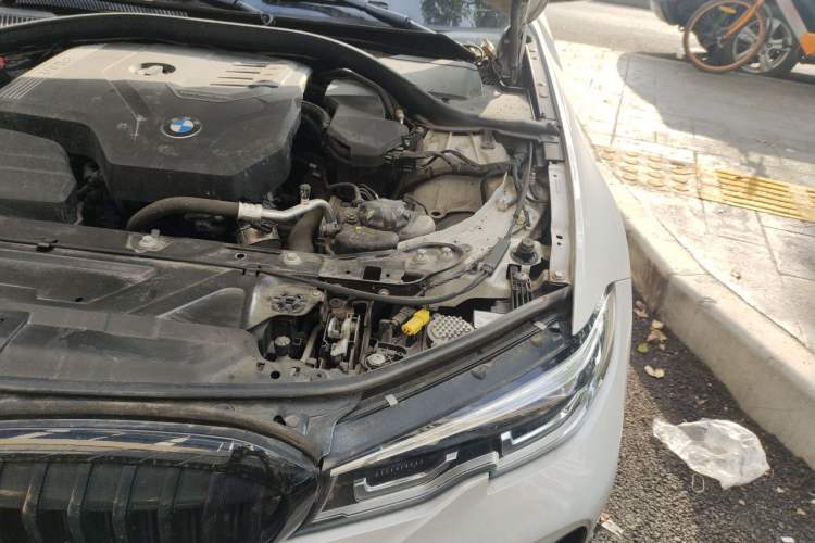 Used BMW 3 Series 2022 Restyled 325Li M Sport Night Edition Package Engine Bay Left