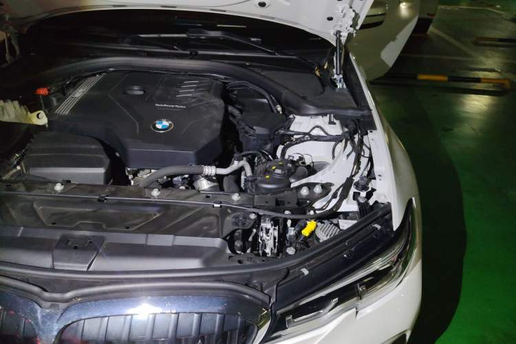 Used BMW 3 Series 2022 325Li M Sport Package Engine Bay Left