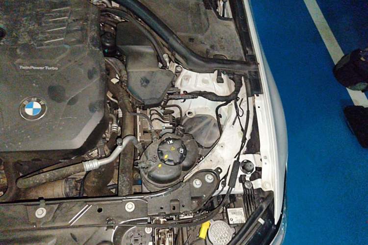 Used BMW 3 Series 2022 325Li M Sport Night Edition Package Engine Bay Left