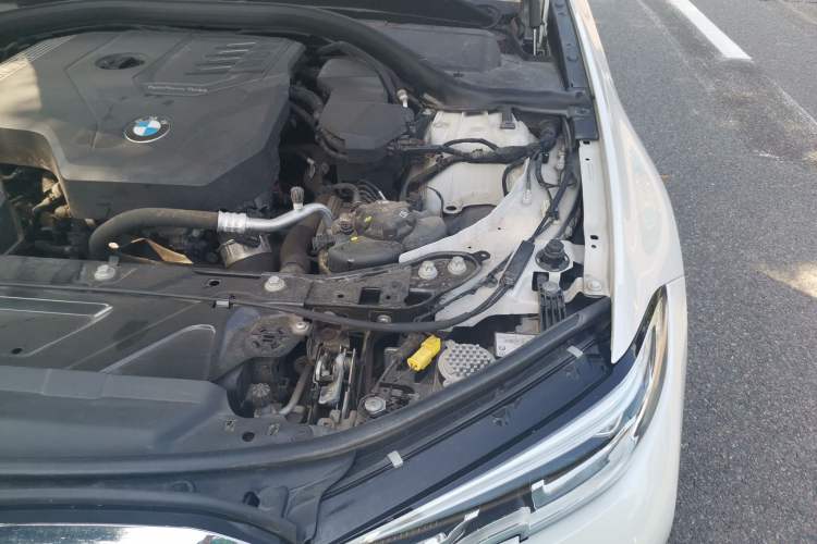 Used BMW 3 Series 2022 325Li M Sport Package Engine Bay Left