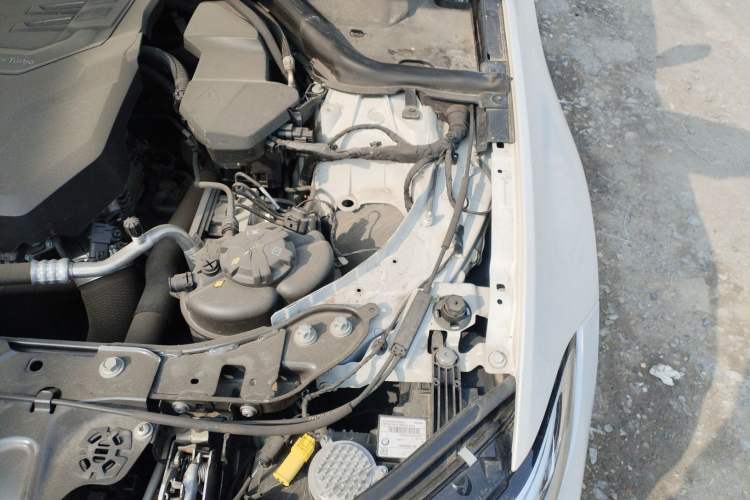 Used BMW 3 Series 2022 Updated 325Li M Sport Package Engine Bay Left