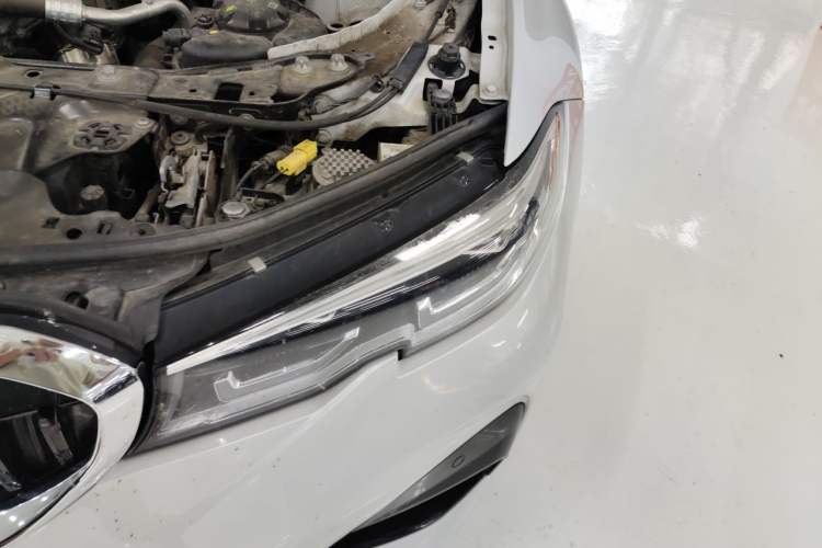 Used BMW 3 Series 2022 320Li M Sport Package Engine Bay Left