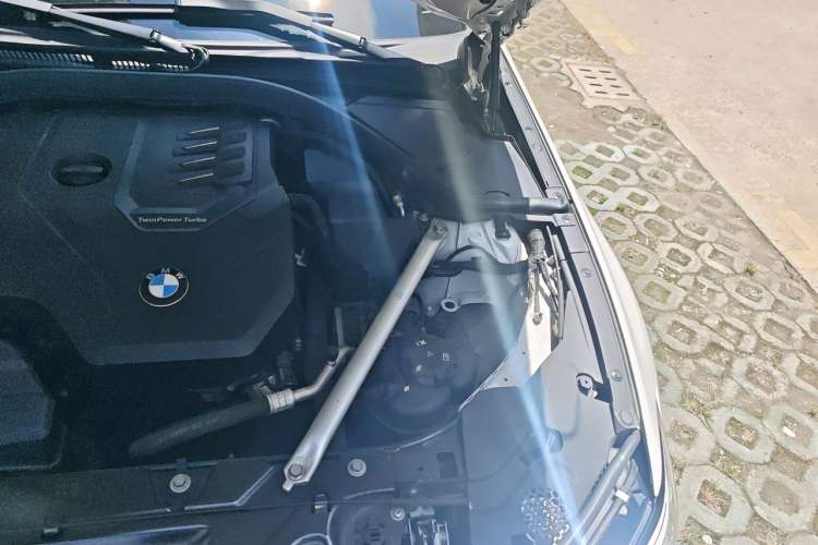Used BMW 3 Series 2022 Revised 325i M Sport Night Edition Package Engine Bay Left