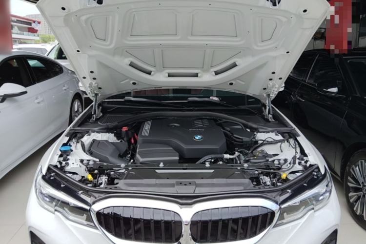 Used BMW 3 Series 2022 320Li M Sport Package Engine Bay