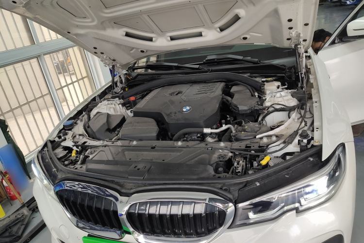 Used BMW 3 Series 2022 320Li M Sport Package Engine Bay