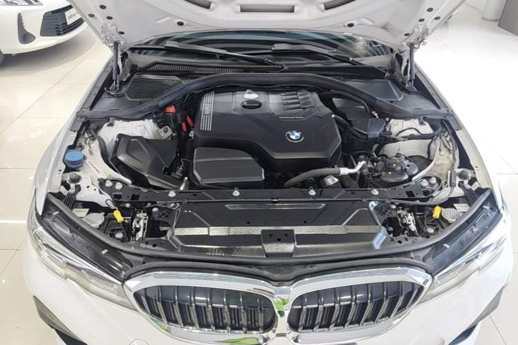 Used BMW 3 Series 2022 Updated 325Li M Sport Package Engine Bay