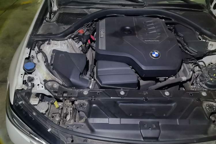 Used BMW 3 Series 2022 325Li M Sport Package Engine Bay Right