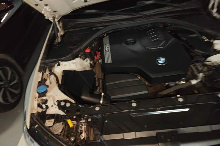 Used BMW 3 Series 2022 325Li M Sport Package Engine Bay Right