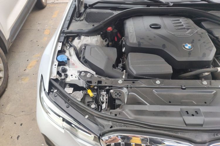 Used BMW 3 Series 2022 320Li M Sport Package Engine Bay Right