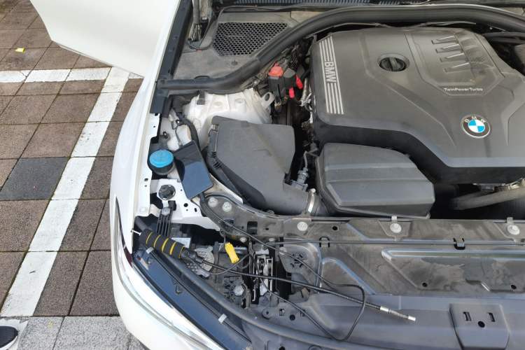 Used BMW 3 Series 2022 325Li M Sport Package Engine Bay Right