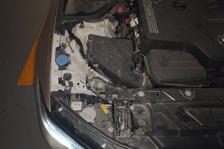 Used BMW 3 Series 2022 325i M Sport Night Edition Package Engine Bay Right