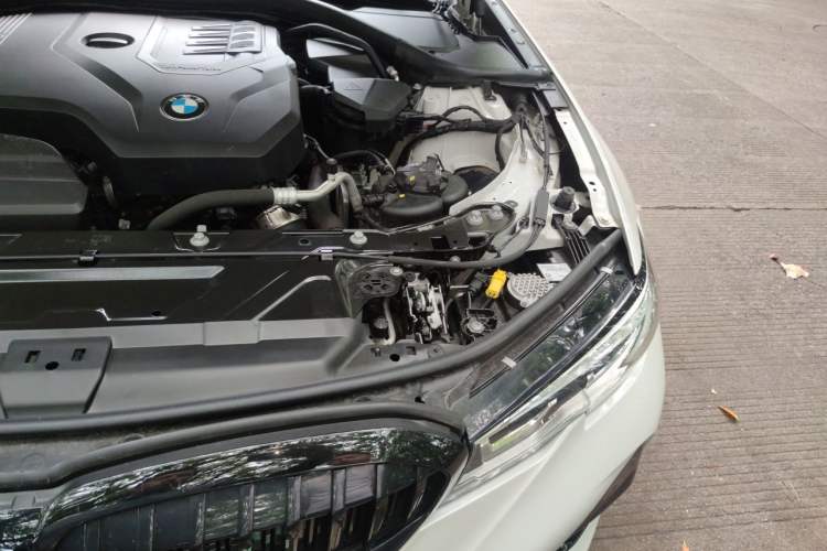 Used BMW 3 Series 2022 Restyled 325Li M Sport Night Edition Package Engine Bay Right