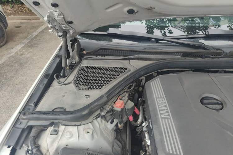 Used BMW 3 Series 2022 Restyled 325Li M Sport Night Edition Package Engine Bay Right