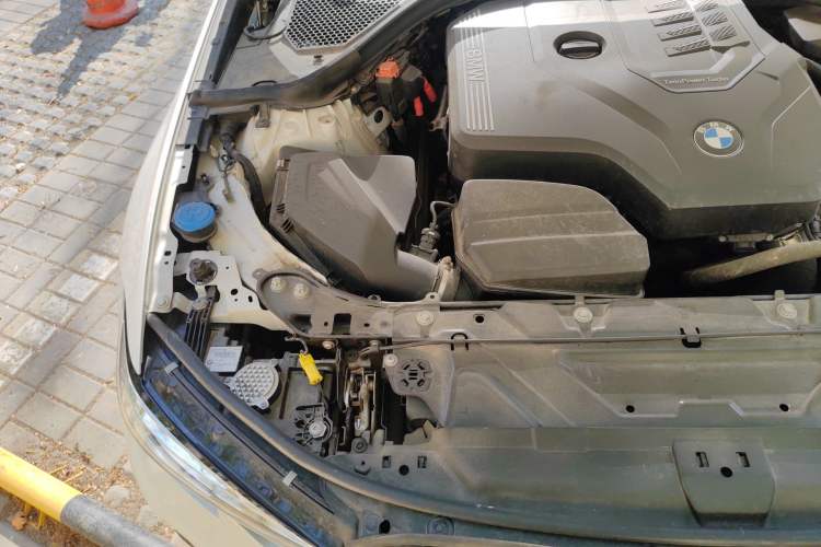Used BMW 3 Series 2022 325Li M Sport Night Edition Package Engine Bay Right