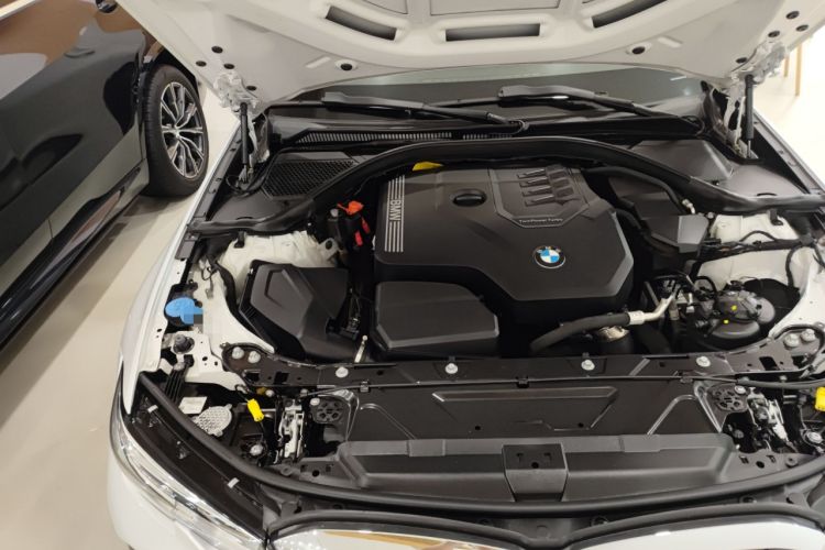Used BMW 3 Series 2022 Updated 325Li M Sport Package Engine Bay Right