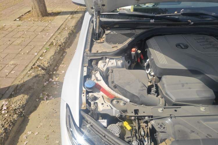 Used BMW 3 Series 2022 Restyled 320Li M Sport Package Engine Bay Right