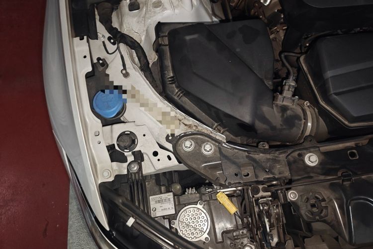 Used BMW 3 Series 2022 Updated 325Li M Sport Package Engine Bay Right