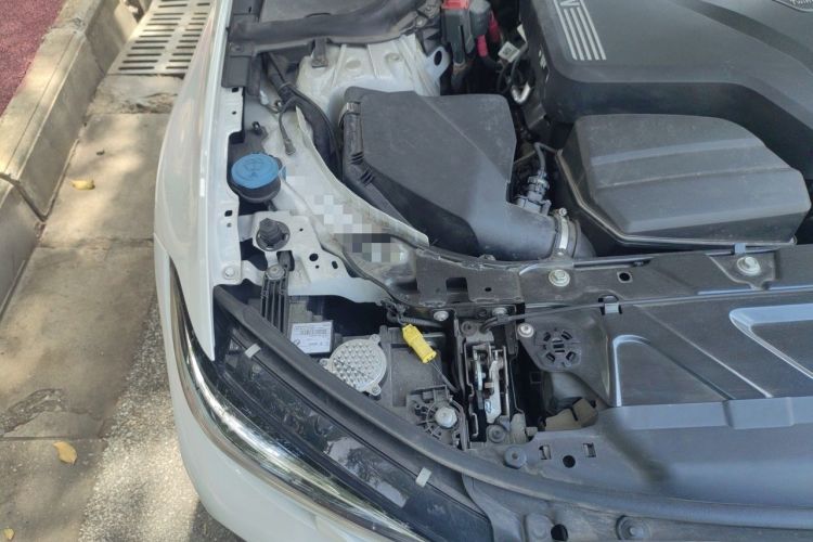 Used BMW 3 Series 2022 325i M Sport Night Edition Package Engine Bay Right
