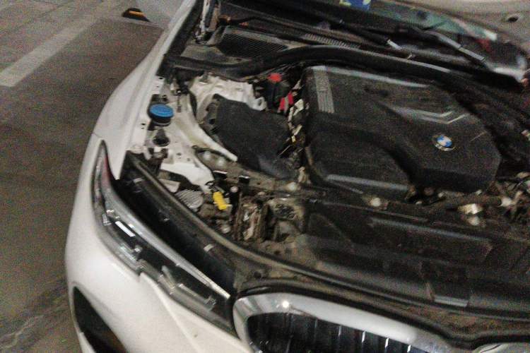 Used BMW 3 Series 2022 Updated 325i M Sport Package Engine Bay Right
