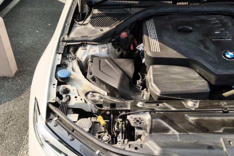 Used BMW 3 Series 2022 325Li M Sport Night Edition Package Engine Bay Right