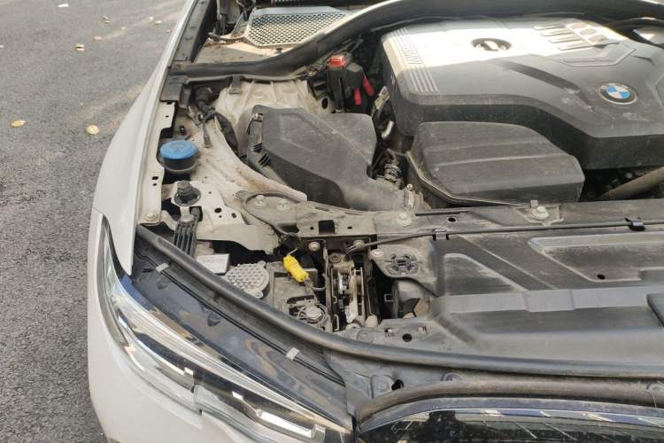 Used BMW 3 Series 2022 Restyled 325Li M Sport Night Edition Package Engine Bay Right