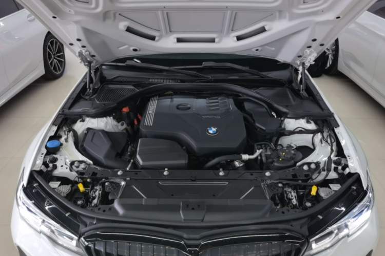 Used BMW 3 Series 2022 325Li M Sport Night Edition Package Engine Bay