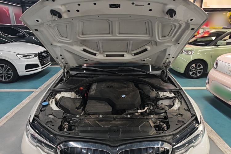 Used BMW 3 Series 2022 Restyled 320Li M Sport Package Engine Bay
