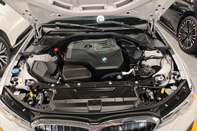 Used BMW 3 Series 2022 325Li M Sport Package Engine Bay