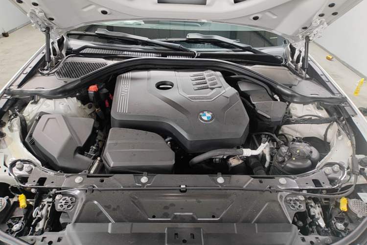 Used BMW 3 Series 2022 325Li M Sport Package Engine Bay