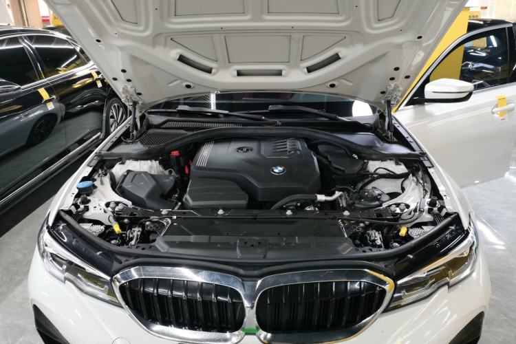 Used BMW 3 Series 2022 325i M Sport Package Engine Bay