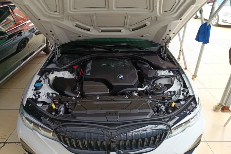 Used BMW 3 Series 2022 325Li M Sport Night Edition Package Engine Bay