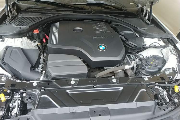 Used BMW 3 Series 2022 320Li M Sport Package Engine Bay