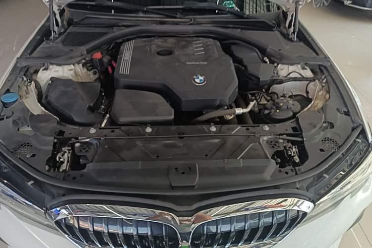 Used BMW 3 Series 2022 320Li M Sport Package Engine Bay