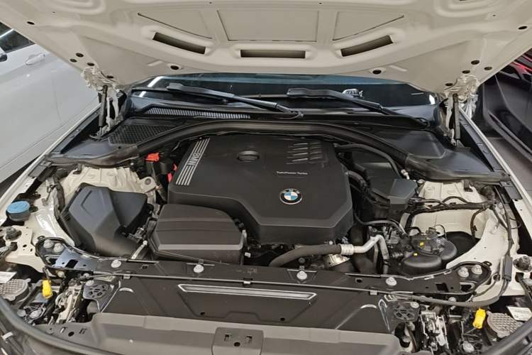 Used BMW 3 Series 2022 325Li M Sport Package Engine Bay