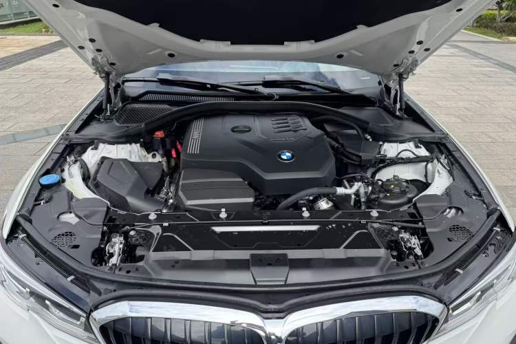 Used BMW 3 Series 2022 325Li M Sport Package Engine Bay