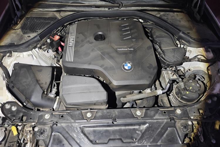 Used BMW 3 Series 2022 320i Sport Package Engine Bay