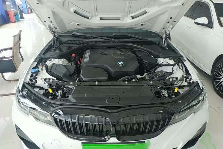 Used BMW 3 Series 2022 325i M Sport Night Edition Package Engine Bay