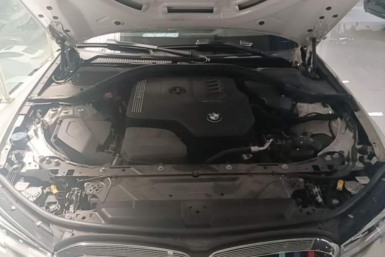 Used BMW 3 Series 2022 Updated 325Li M Sport Package Engine Bay