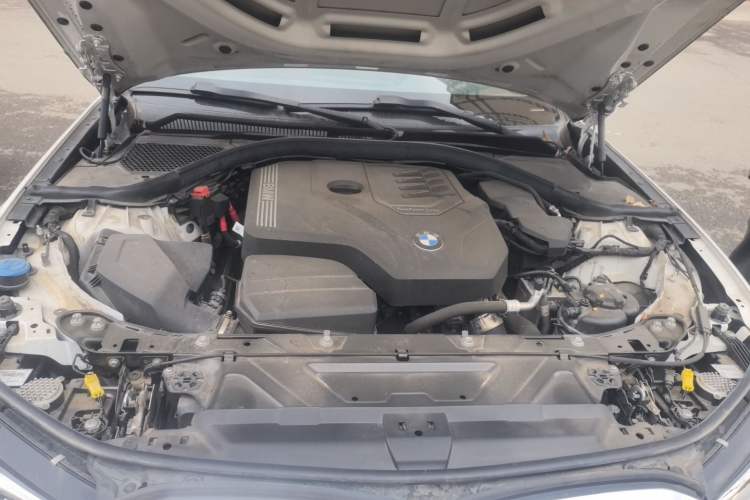 Used BMW 3 Series 2022 Updated 325i M Sport Package Engine Bay