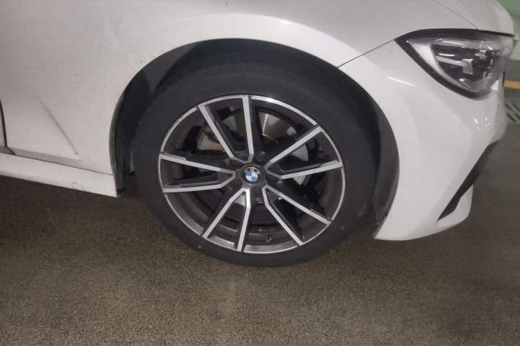 Used BMW 3 Series 2022 325Li M Sport Package Exterior 1