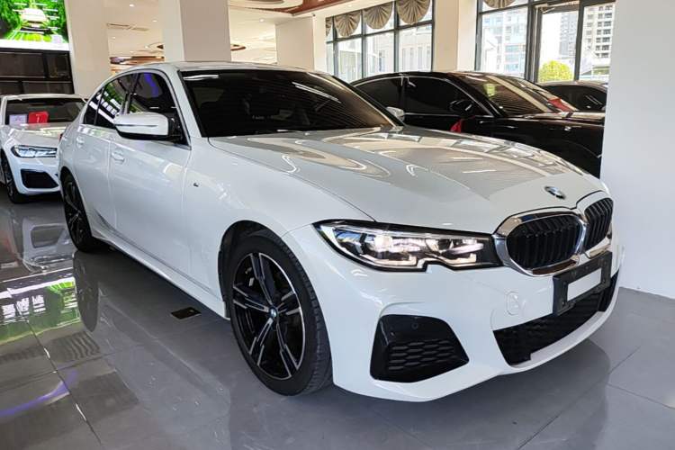 Used BMW 3 Series 2022 325i M Sport Package Exterior 1