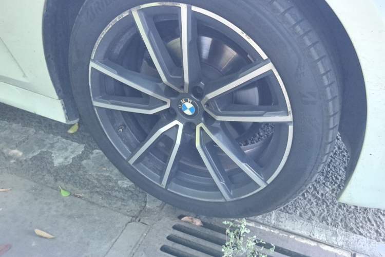 Used BMW 3 Series 2022 325Li M Sport Package Exterior 1