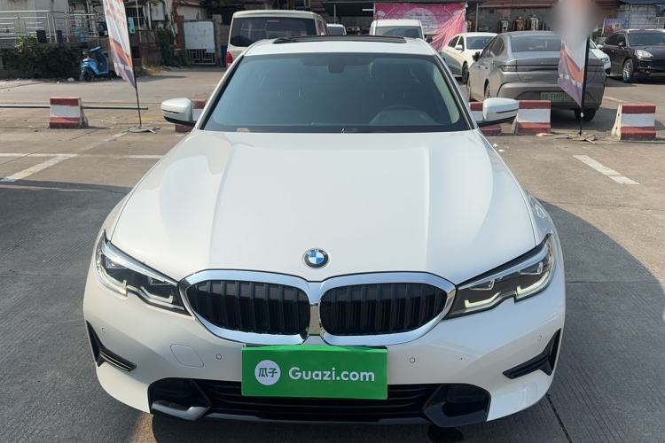 Used BMW 3 Series 2022 320i Sport Package Exterior 1